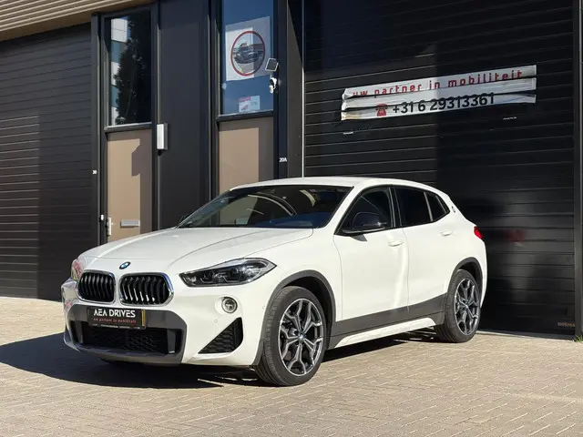 BMW X2 XDrive20i High Executive 2020 Benzine 3