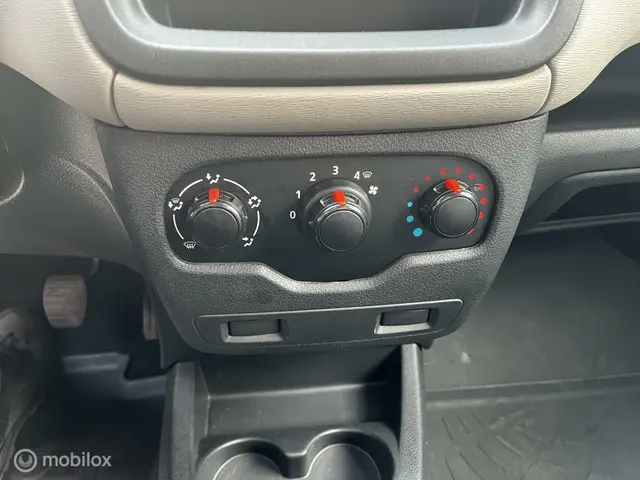 Dacia Dokker bestel 1.6 Basic 2014 Benzine 9