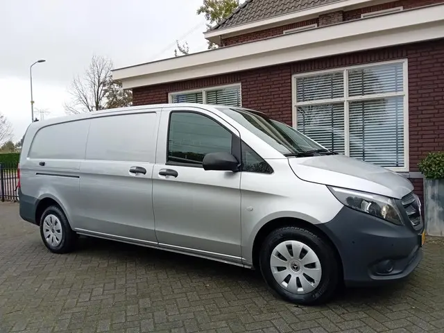 Mercedes-Benz Vito 116 CDI Extra Lang 2022 Diesel 4