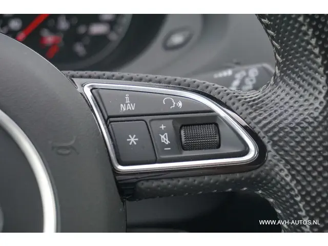 Audi Q3 1.4 TFSI Sport Edition 2015 Benzine 18