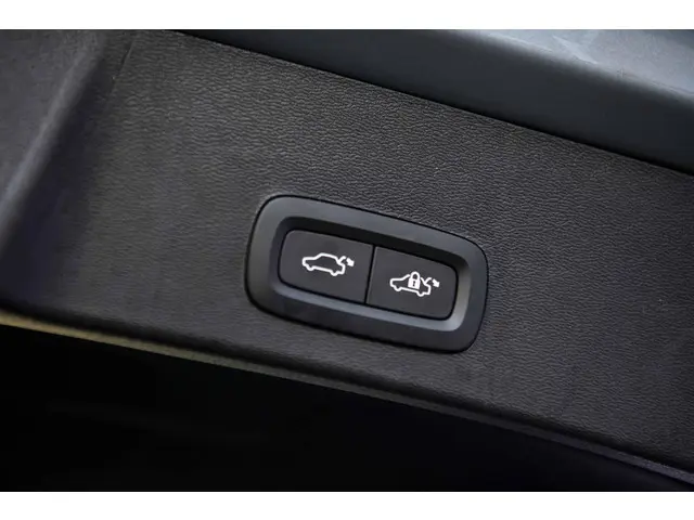 Volvo XC40 Recharge Plus 70 kWh 2022 Elektrisch 27