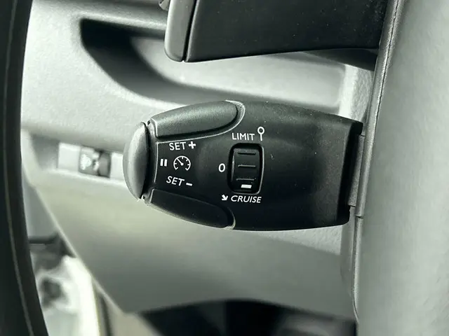 Opel Vivaro 2.0 145 pk L3H1 Edition 2023 Diesel 6