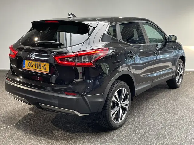 Nissan QASHQAI 1.2 N-Connecta 2018 Benzine 2