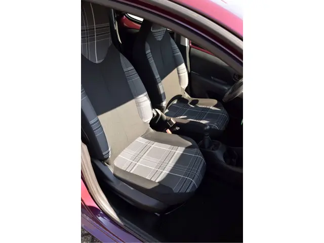 Peugeot 108 1.0 e-VTi Blue Lion Cool 2016 Benzine 21