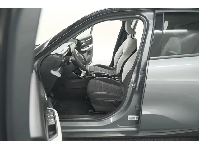 Citroën C3 1.2 Turbo 100pk Max 2025 Benzine 28