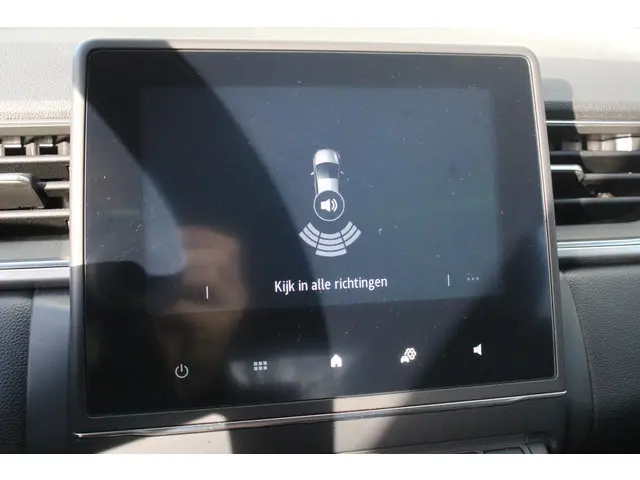 Renault Captur 1.3 TCe 140 Intens 2021 Benzine 12