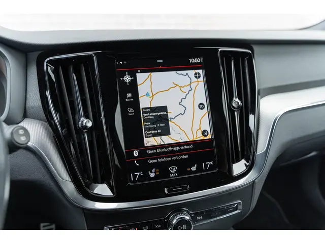 Volvo V60 2.0 B4 R-Design 2020 Benzine 37