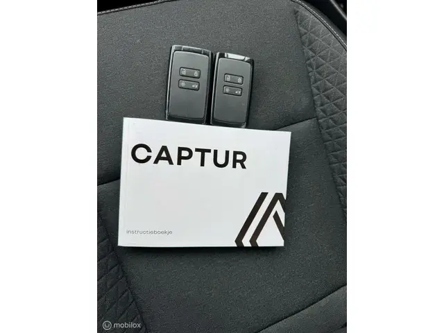Renault Captur 1.0 TCe 90 evolution 2024 Benzine 38