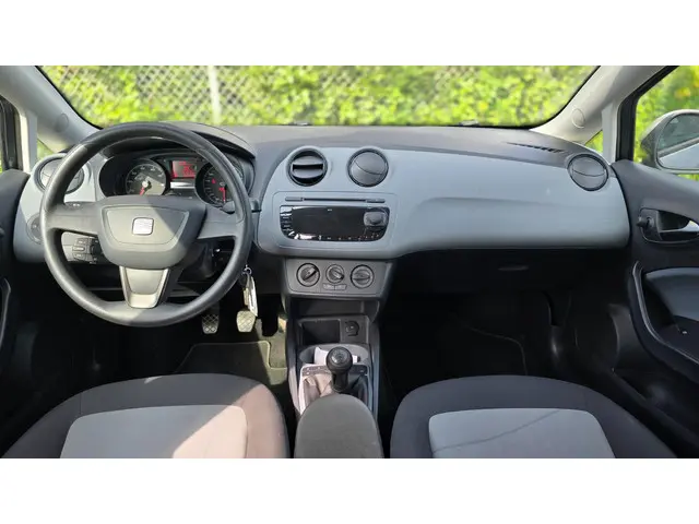 SEAT Ibiza ST 1.2 Club 2014 Benzine 9