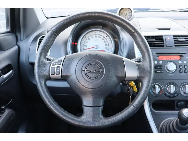 Opel Agila 1.0 Edition Trekhaak 2013 Benzine 15