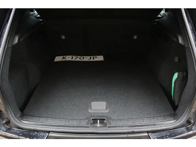 Volvo XC40 1.5 T2 Momentum Core 2021 Benzine 14