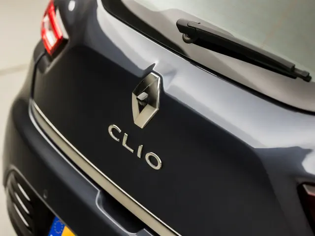 Renault Clio 0.9 TCe Intens Sport 2019 Benzine 23