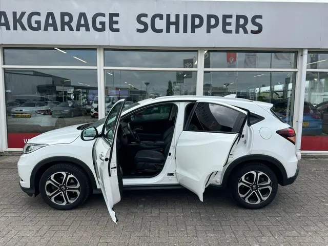 Honda HR-V 1.5 i-VTEC Executive 2017 Benzine 13