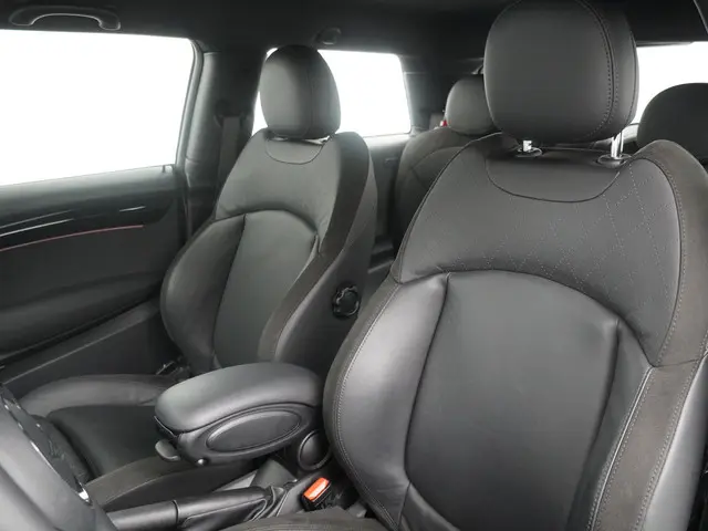 MINI 3-Deurs Cooper 2022 Benzine 4