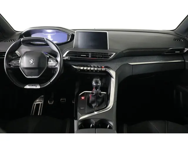 Peugeot 3008 1.2 PureTech GT Line 2018 Benzine 4