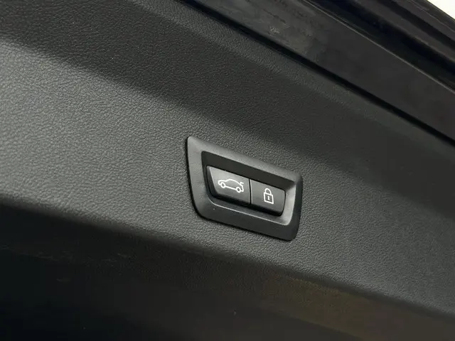 BMW X3 xDrive30i High Executive 2019 Benzine 44