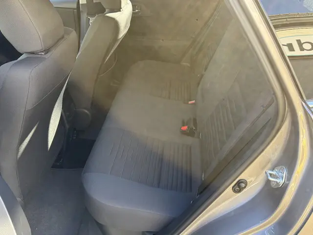 Toyota Auris 1.8 Hybrid Dynamic 2016 Hybride Benzine 9