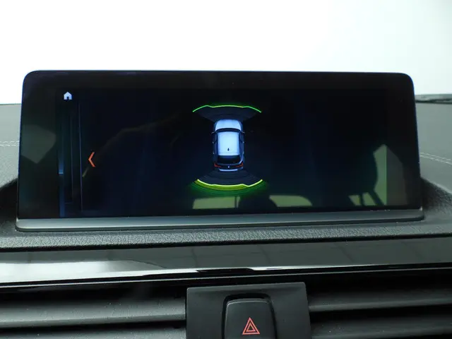 BMW 1 Serie 5-deurs 118i 2019 Benzine 33