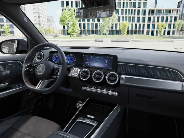 Mercedes-Benz EQB 250+ AMG Line 71 kWh 2026 Elektrisch 6