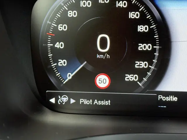 Volvo V60 2.0 B4 Momentum Business 2021 Benzine 36