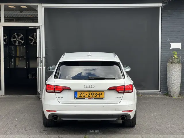 Audi A4 Avant 2.0 TFSI ultra Sport Pro Line 2016 Benzine 4