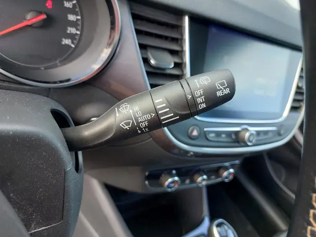Opel Crossland X 1.2 Innovation 2018 Benzine 24