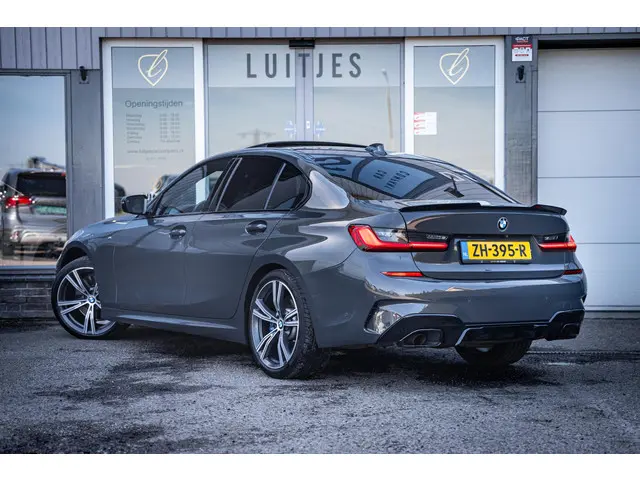 BMW 3 Serie 330i M-Sport 2019 Benzine 14