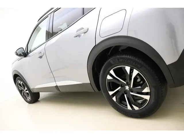 Peugeot 2008 1.2T 130pk Allure 2020 Benzine 16