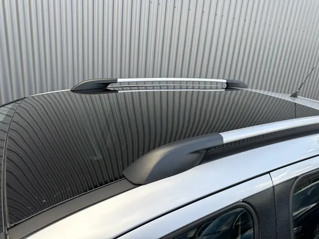 Citroën C3 Picasso 1.2 PureTech Exclusive 2015 Benzine 14