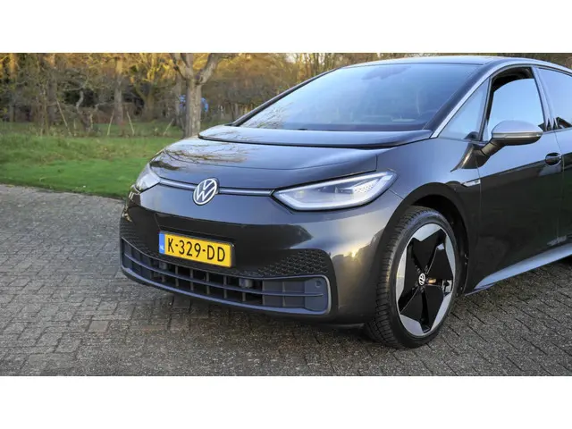 Volkswagen ID.3 First Max 58 kWh 2020 Elektrisch 16