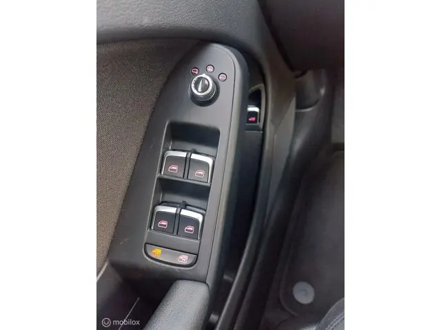 Audi A4 Limousine 1.8 TFSI 2012 Benzine 14