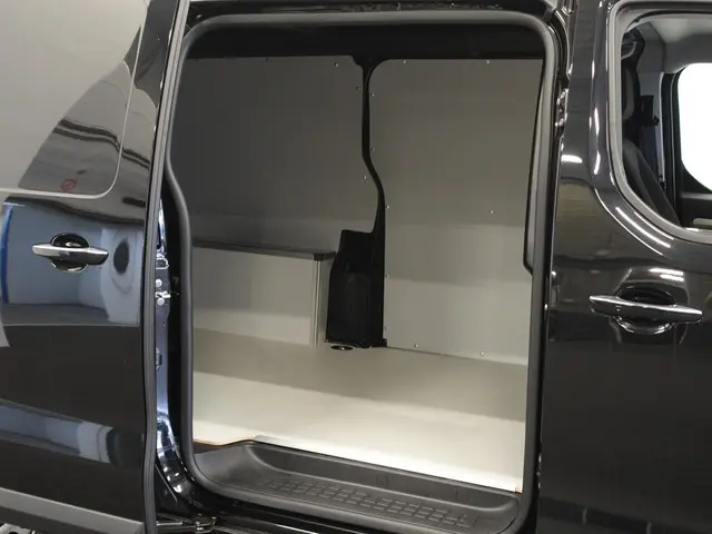 Opel Vivaro 2.0 BlueHDi 145PK L3 Automaat 2023 Diesel 39