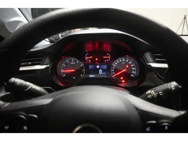 Opel Corsa 1.2 Edition 2020 Benzine 11