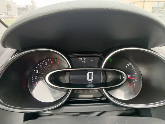 Renault Clio 0.9 TCe Limited 2017 Benzine 20