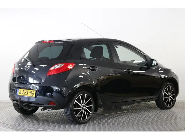 Mazda 2 1.3 Silver Edition 2015 Benzine 2