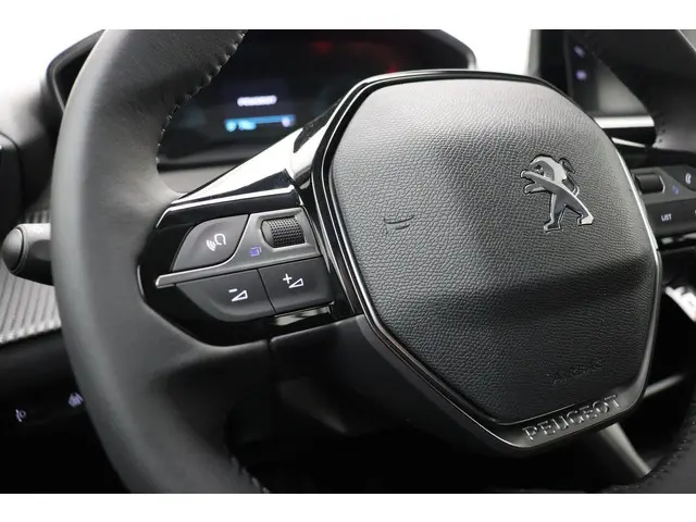 Peugeot e-2008 EV Active Pack 50 kWh 2022 Elektrisch 29