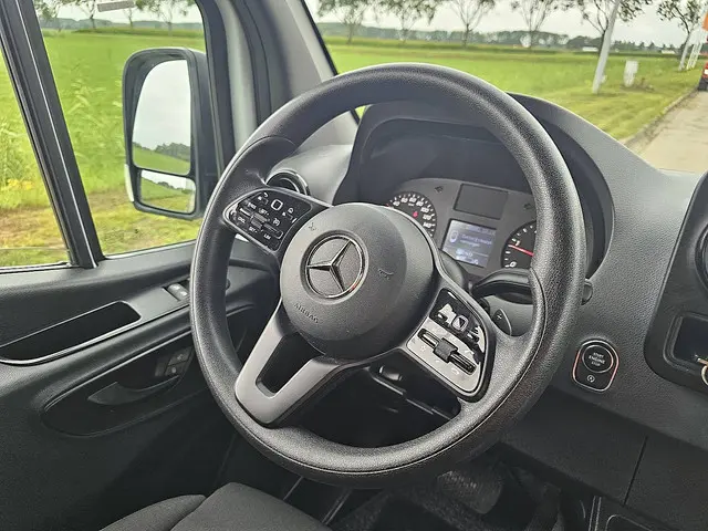 Mercedes-Benz Sprinter 317 2021 Diesel 9