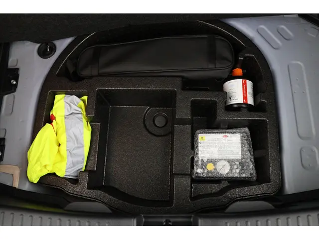 Toyota Yaris 1.5 Hybrid Executive 2020 Hybride Benzine 33