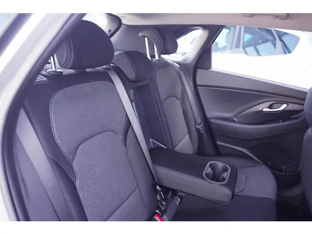 Hyundai i30 1.0 T-GDi MHEV Comfort Smart 2021 Benzine 36
