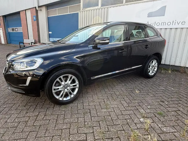 Volvo XC60 2.0 T5 FWD Summum Automaat, Leder 2014 Benzine 2