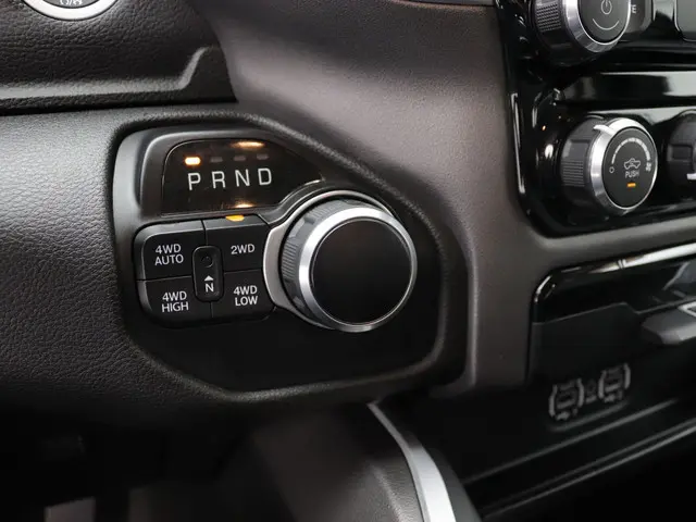 Dodge Ram 1500 BIG HORN 4X4 Camera 2020 LPG/Gas 22