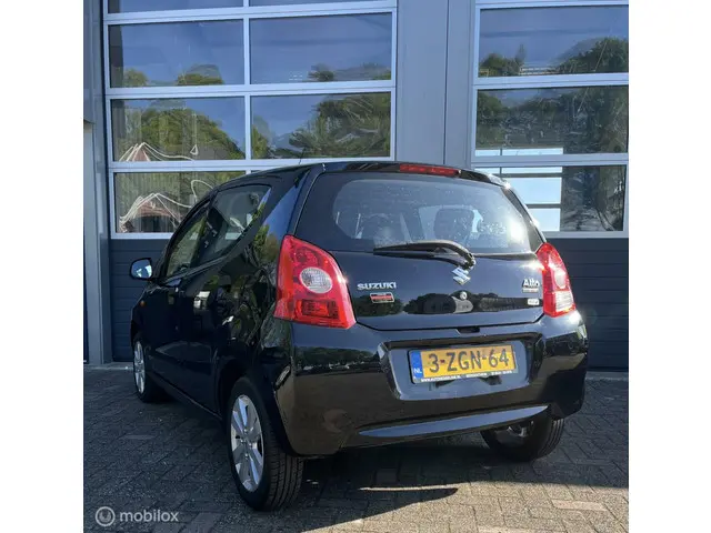 Suzuki Alto 1.0 Celebration EASSS 2015 Benzine 6