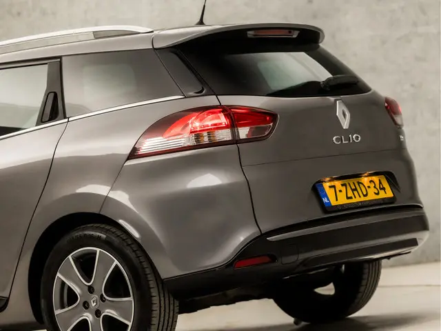 Renault Clio Estate 0.9 TCe Night&Day 2015 Benzine 11
