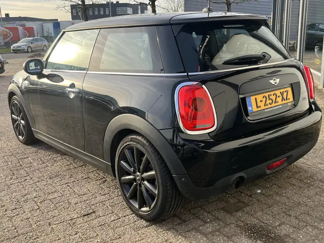 MINI One Mini 1.5 2018 Benzine 18