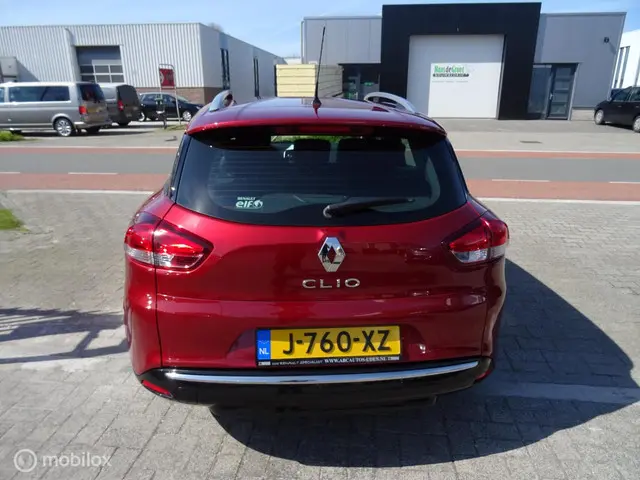 Renault Clio Estate 0.9 TCe Limited 2019 Benzine 5