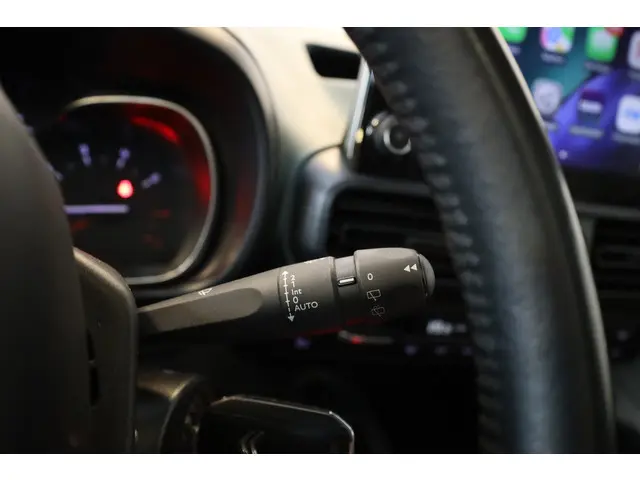 Citroën Berlingo PT 110 Shine XTR 2019 Benzine 37