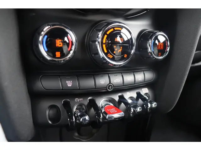 MINI Cooper Mini 1.5 Classic 2023 Benzine 22