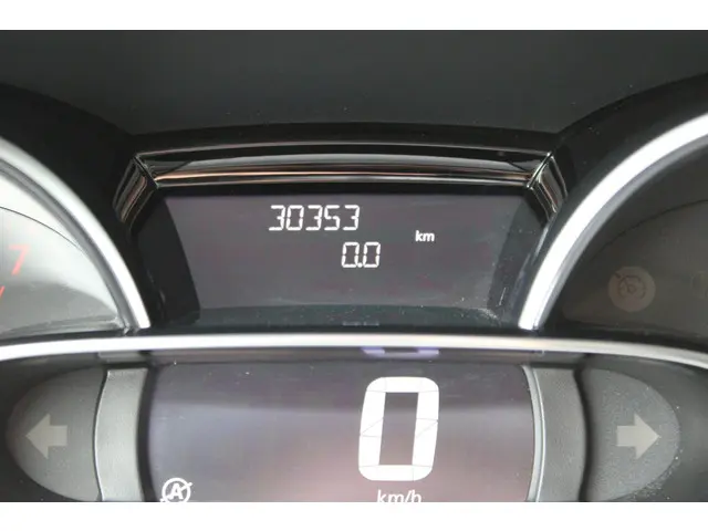 Renault Clio TCe 90 Limited 2019 Benzine 12