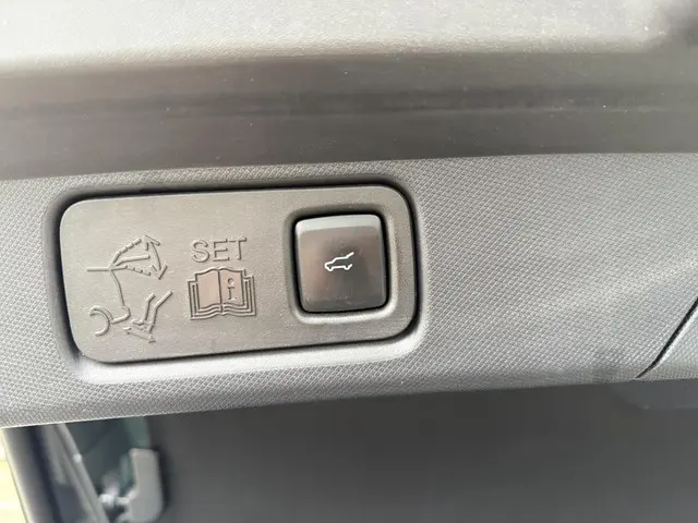 Ford Mustang Mach-E Aut. Extended 98kWh 2021 Elektrisch 17