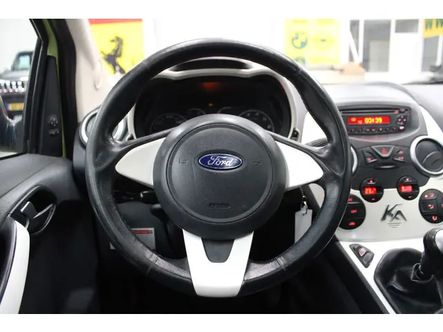 Ford Ka 1.2 Titanium X start/stop 2012 Benzine 9